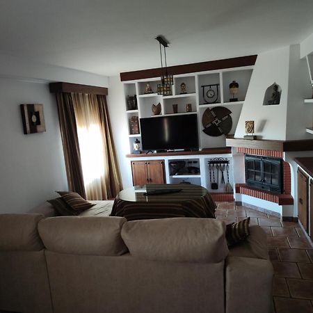Вилла Casa Laura Иснахар Экстерьер фото